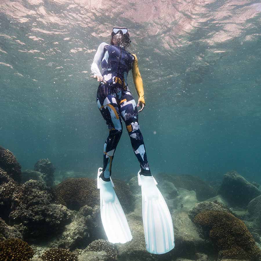 WOMEN’S FIN HYDROSUIT