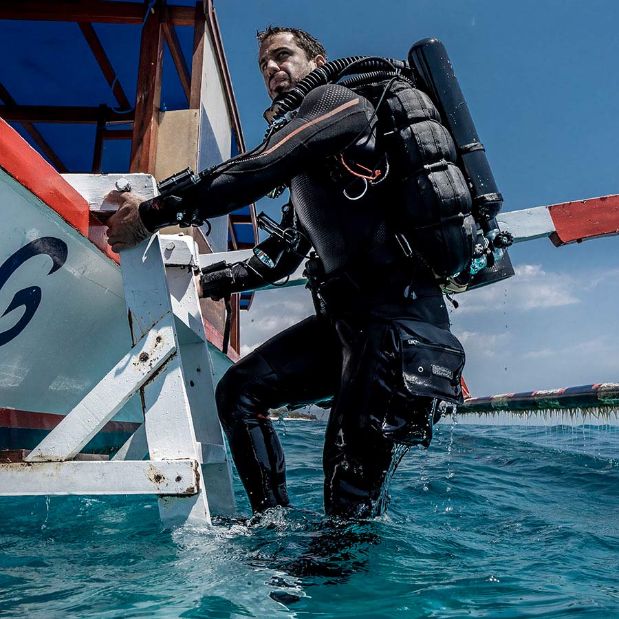 technical shorts and proteus wetsuit from fourth element 