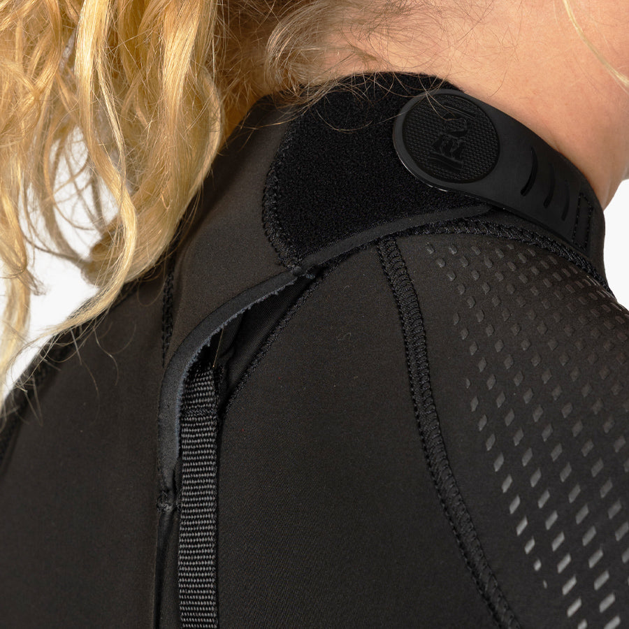 Xenos Arc Women’s 7mm wetsuit